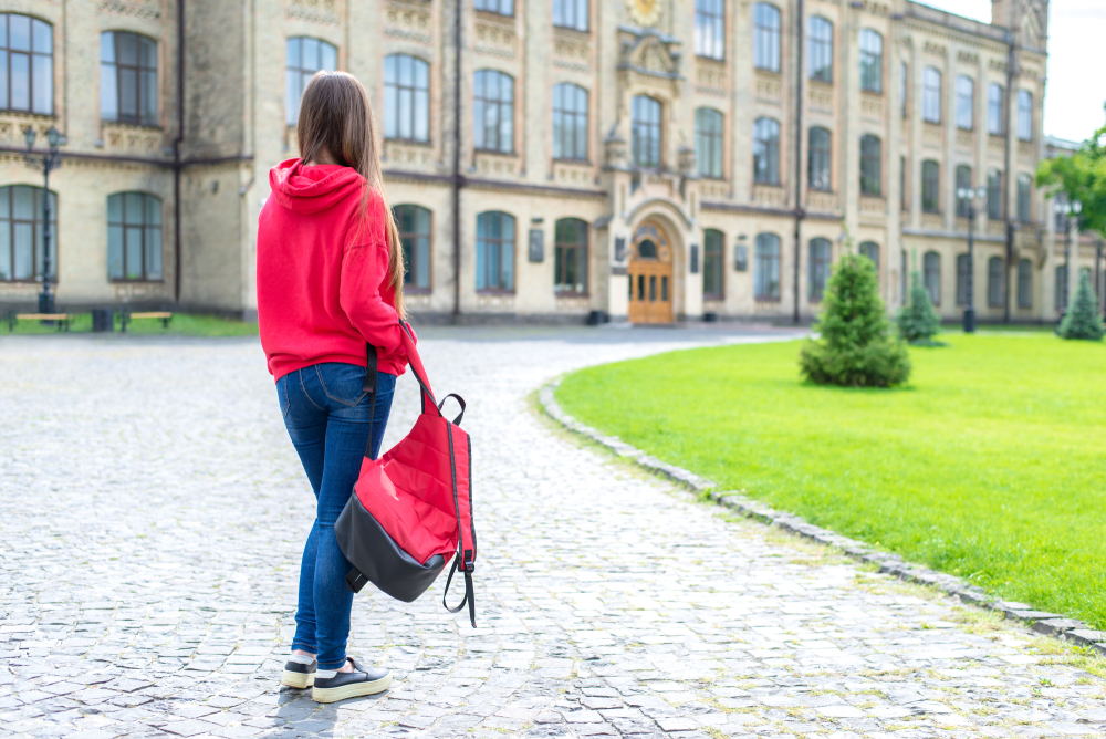 Help Your Teen When They Feel Lonely